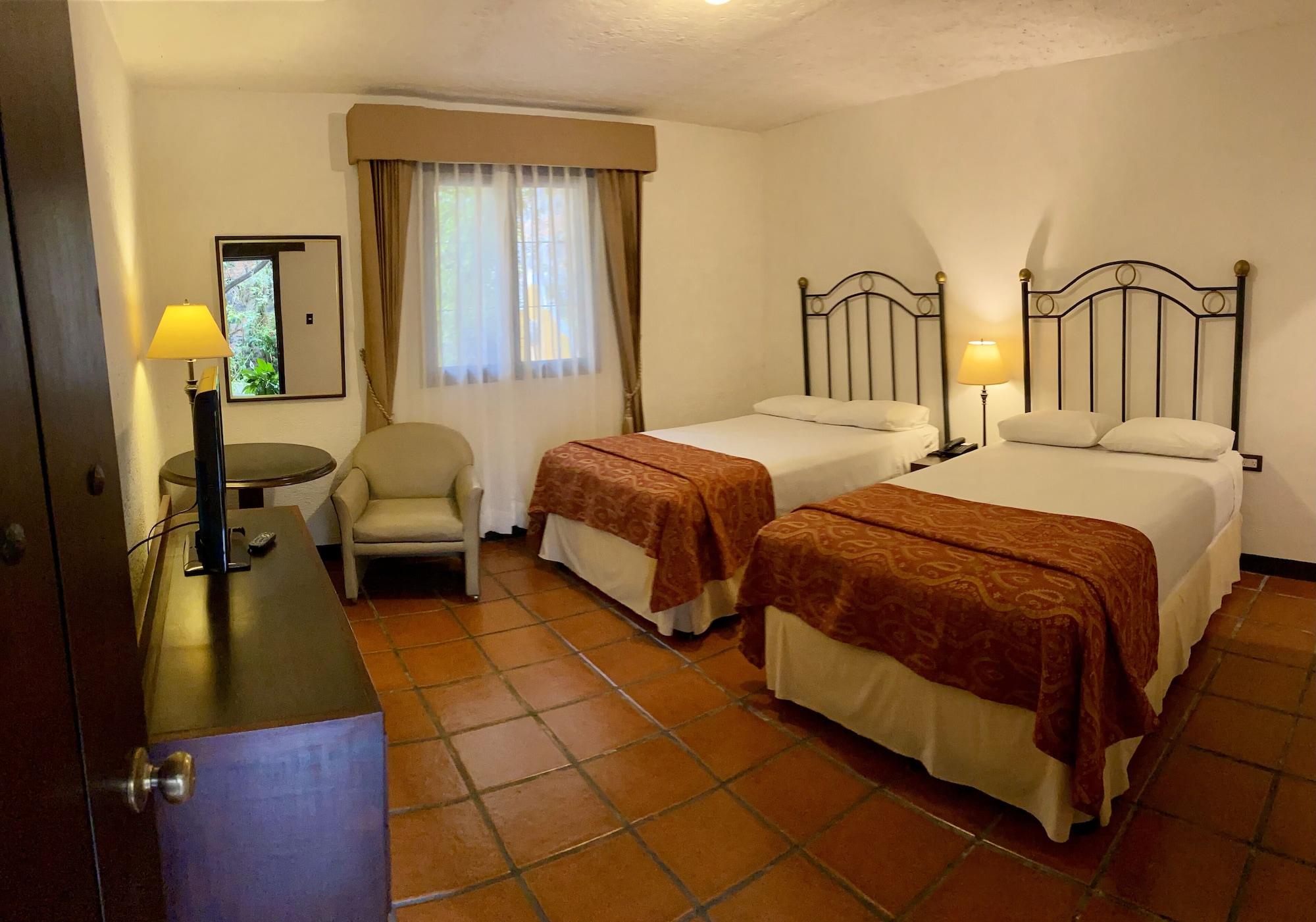 Colonial 4* Antigua